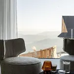 Montini - Z Jacuzzi Na Gorze Ochodzita
