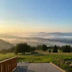Holiday home Montini - Z Jacuzzi Na Gorze Ochodzita Koniakow