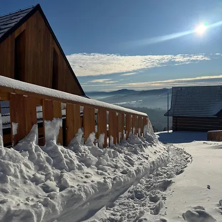 Montini - Z Jacuzzi Na Gorze Ochodzita Koniakow