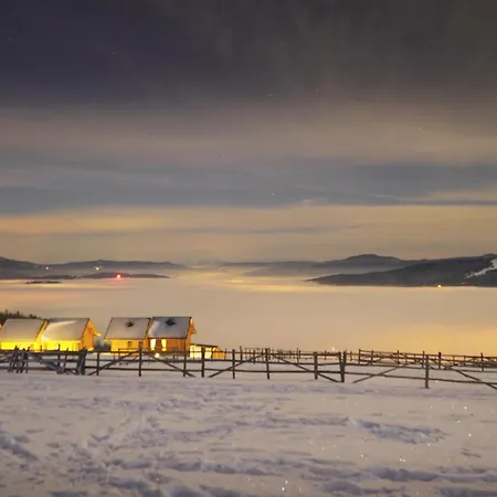 Montini - Z Jacuzzi Na Górze Ochodzita * Koniaków