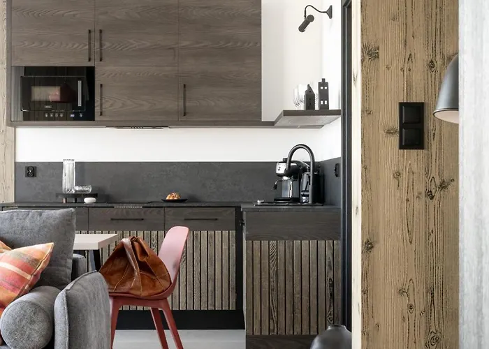 Montini - Z Jacuzzi Na Górze Ochodzita * Koniaków