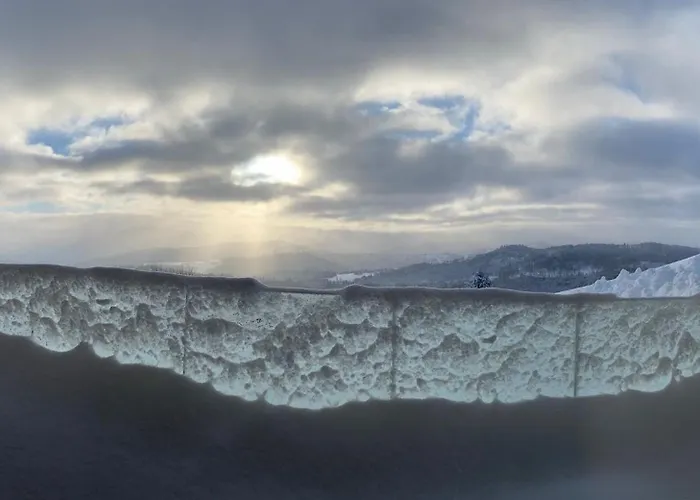 Montini - Z Jacuzzi Na Górze Ochodzita Сasa de vacaciones *